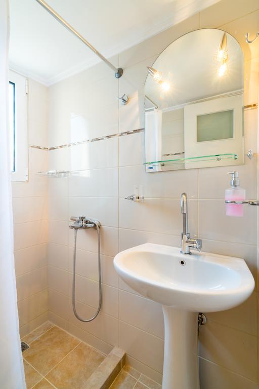 Charmy Petit Flat In Athens Daire Dış mekan fotoğraf